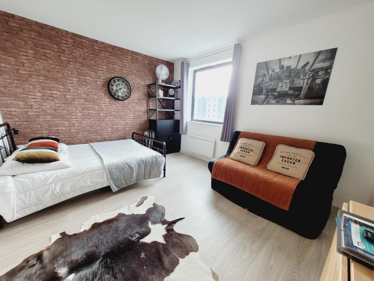 Esprit Industriel Au Pied Du Futuroscope Apartment Шасней дю Пуату Екстериор снимка